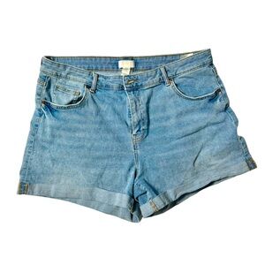 H&M High Waisted Cuffed Denim Shorts, Size 18